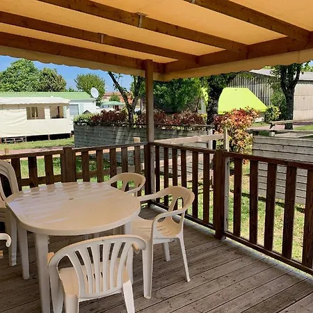 Team - Du Petit Pont 3*