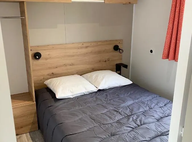 Camping Team - Du Petit Pont 3*